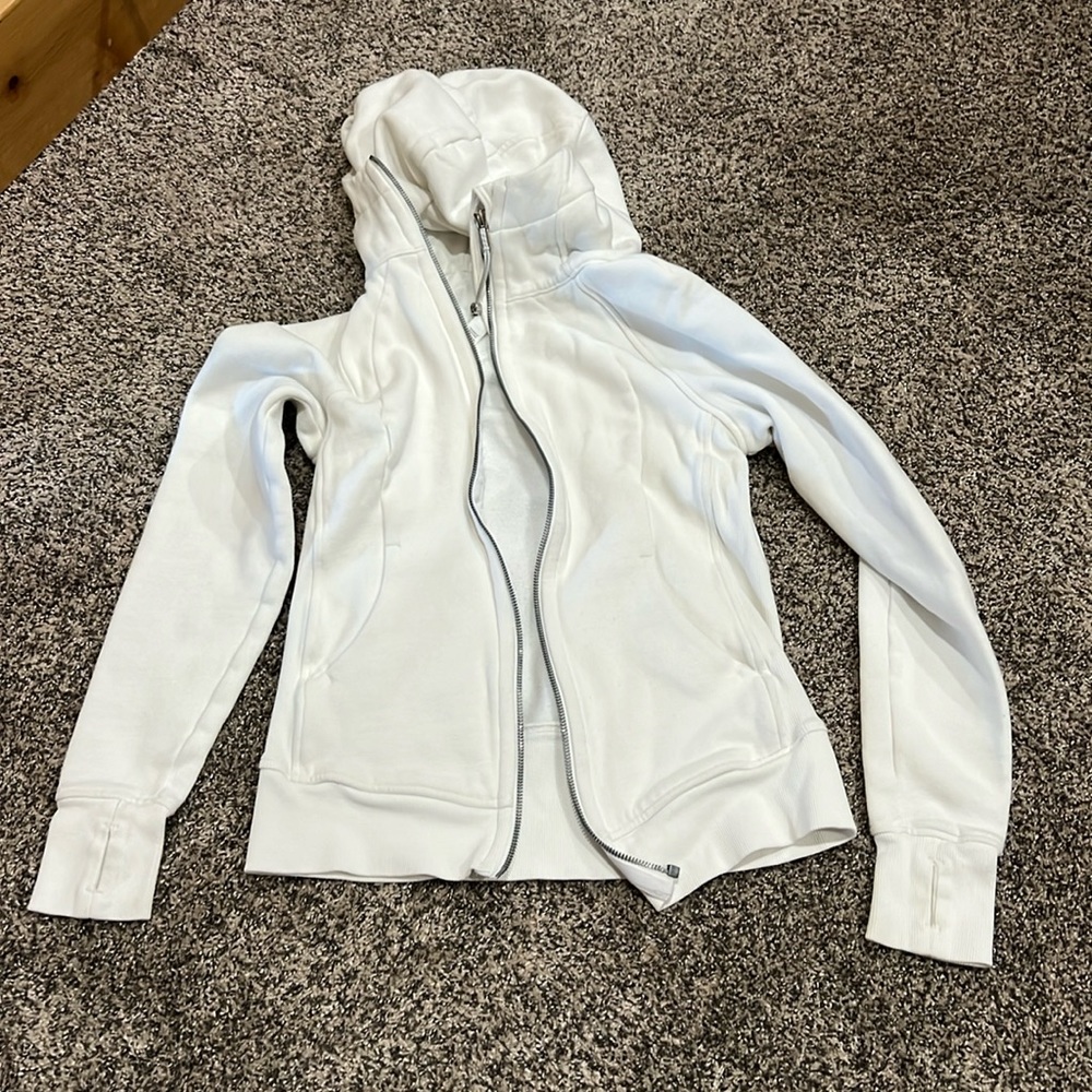 White lululemon Full length scuba. Great condition!